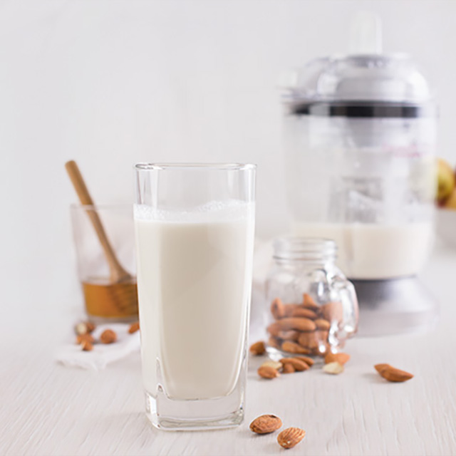 ទឹកដោះគោអាល់ម៉ុន ស្វែងយល់បន្ថែម