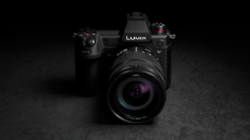 Panasonic on välja töötanud uue LUMIX S1H täiskaadrilise peeglita kaamera