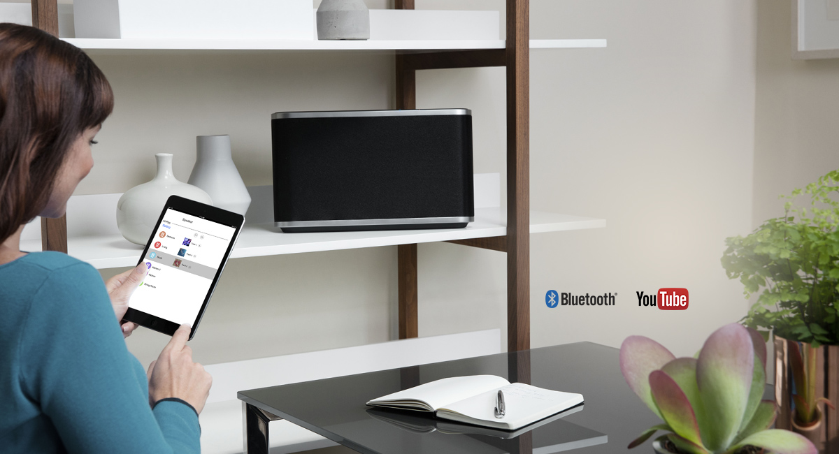 Bluetooth® Re-streaming