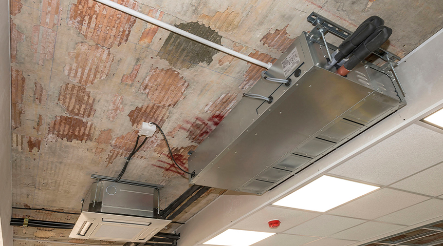 An image of a ceiling of Lees House