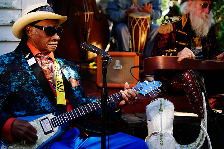 LEICA DG SUMMILUX 25mm / F1.4 ASPH. (H-X025) | F1.4, 1/640 sec, ISO 200