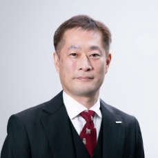 A picture of the managing officer Yuichi Inokawa.