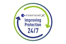Il logo illustra chUn logotipo en el que se muestra que nanoe™ X mantiene limpia la habitación las 24 horas del día, los 7 días de la semanae nanoe™ X tiene pulita la camera 24/7