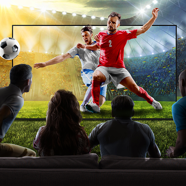 TV LED Panasonic per emozionarti con lo sport See more