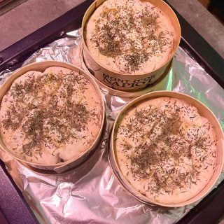 Formaggio Mont d'Or arrosto di Thomas R. / NN-DS59