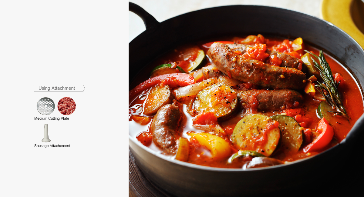 Tomato soup with
herb-flavored sausage