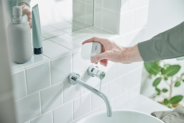 Model image (Lifestyle)