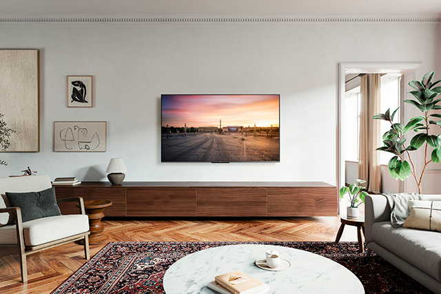 NX900 lifestyle image