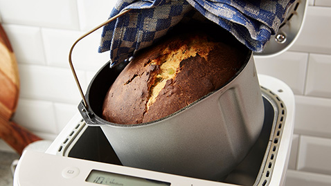 Panettone-Style Bread