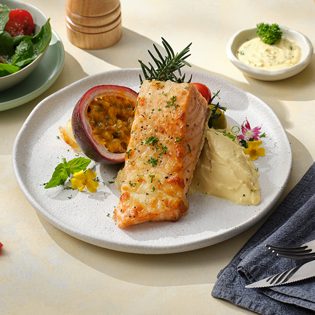 CÁ HỒI NƯỚNG SỐT PHÔ MAI See more