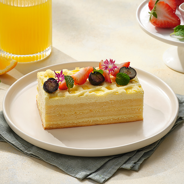 BÁNH SỮA CHUA PHÔ MAI See more