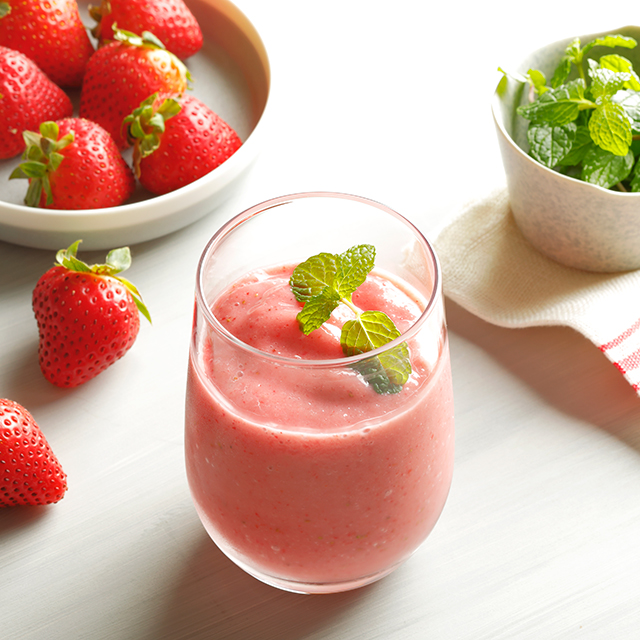 ميلك شيك بالموز والفراولة الاطلاع على المزيد