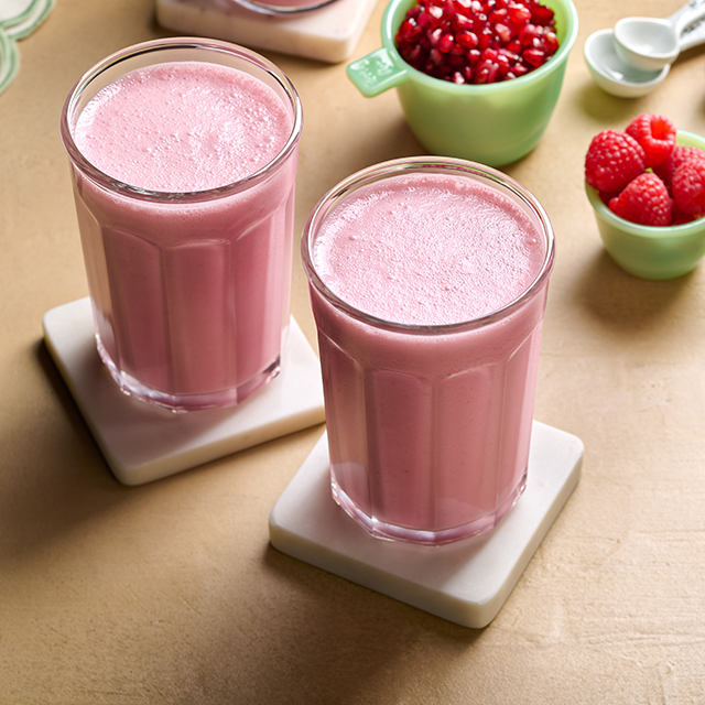 سموذي الرمان وتوت العليق واللبنة الاطلاع على المزيد