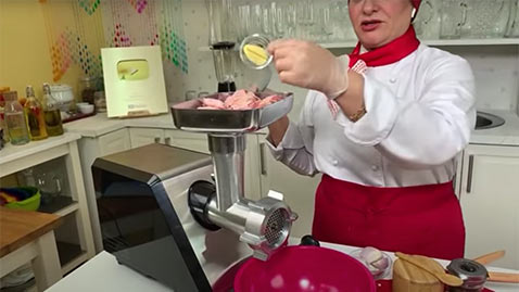 كباب دجاج مشوي للشيف منال العالم