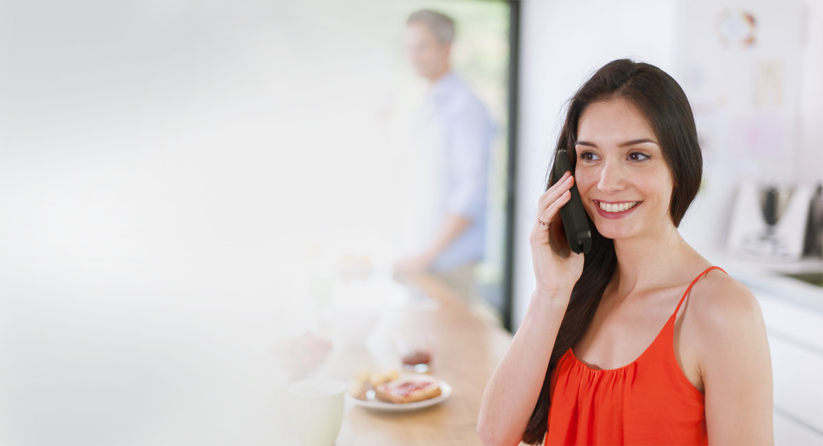 Unterstützt zeitgleiches Telefonieren mit mehreren Telefonnummern*