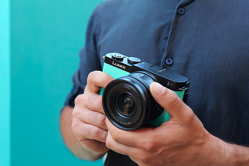 Introducing world’s smallest and lightest zoom lens*, expanded colour palette for LUMIX S9, and a host of firmware updates