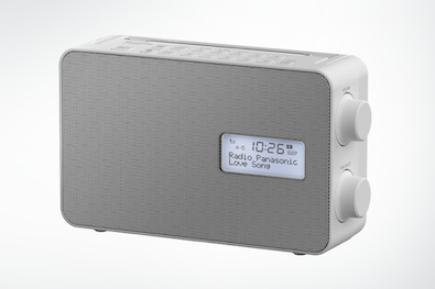 La radio numérique RF-D30BT et le radio-réveil RC-D8 viennent étoffer la gamme DAB+ de Panasonic