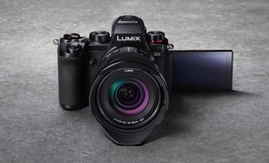 LUMIX S5 – compact et performant