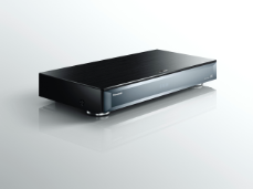 006_FY2016_Ultra_HD_Premium_UB900_right