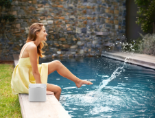 032_FY2016_Panasonic_Wireless_Speaker_ALL05_Pool