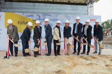 034_FY2017_FLB_Spatenstich_2