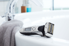 092_FY2015_Shaver_LV9N_S_life_04