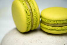 101_FY2015_Asiatische_Patisserie_Matcha-Macarons