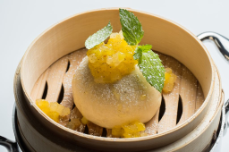 112_FY2015_Asiatische_Patisserie_Dampfnudeln_Serviervorschlag