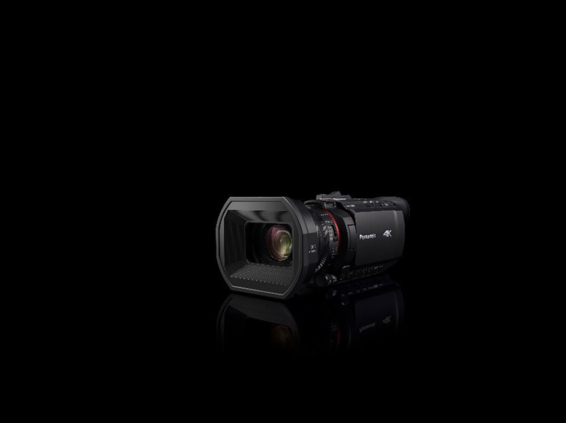 Panasonic presenta dos nuevas videocámaras, diseñadas para convertirse en las más pequeñas y ligeras*¹ de la industria