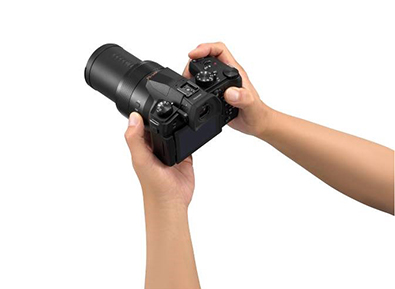 Potente y versátil: Panasonic presenta la nueva cámara Bridge LUMIX FZ1000 II