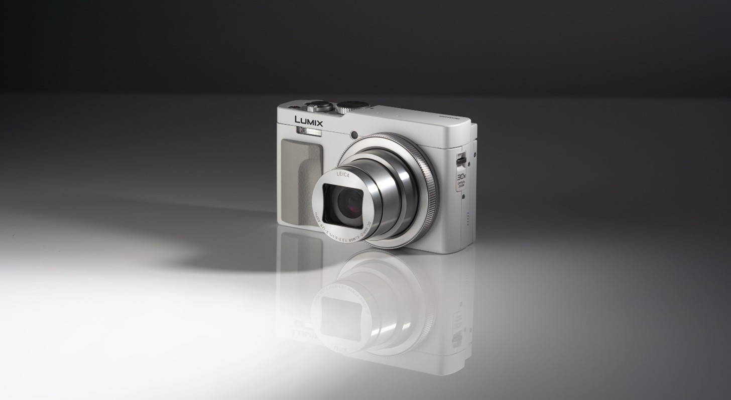 LUMIX TZ99 : le blanc fait son entrée en scène ! 