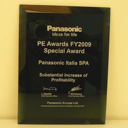 Foto di Panasonic Italia S.p.A. riceve da Panasonic Europe Ltd. uno Special Award per 
