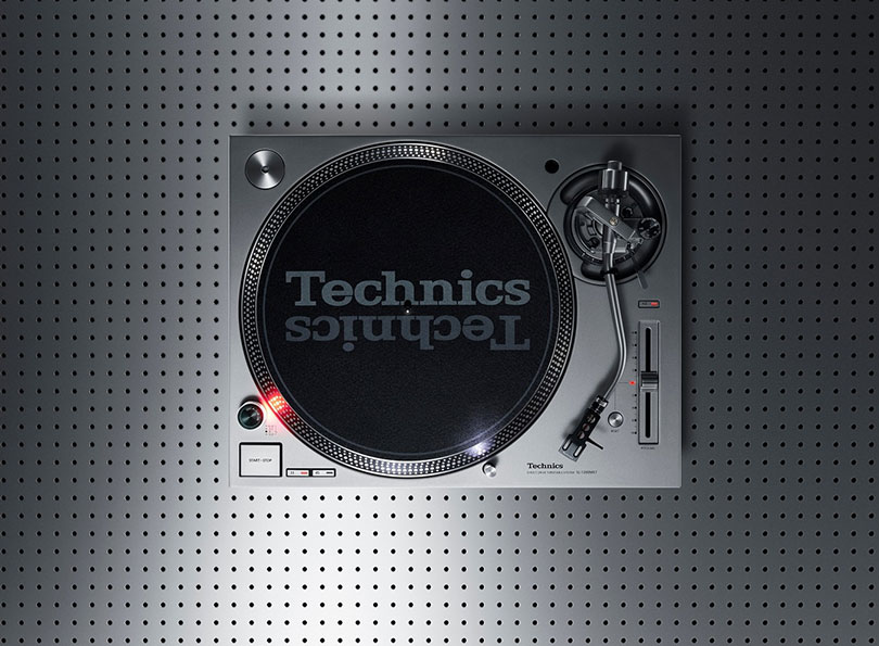 Technics amplia la gamma di giradischi per DJ: ecco il nuovo SL-1200MK7S