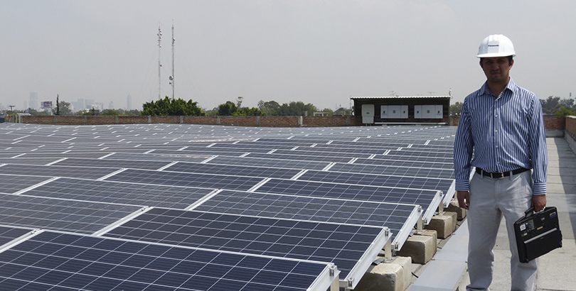 Beneficios de elegir soluciones fotovoltaicas de Panasonic Business en la industria mexicana