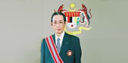 Photo of Kunio Nakamura, Chairman of Panasonic Corporation awarded Datukship by DYMM Yang DiPertuan Agong