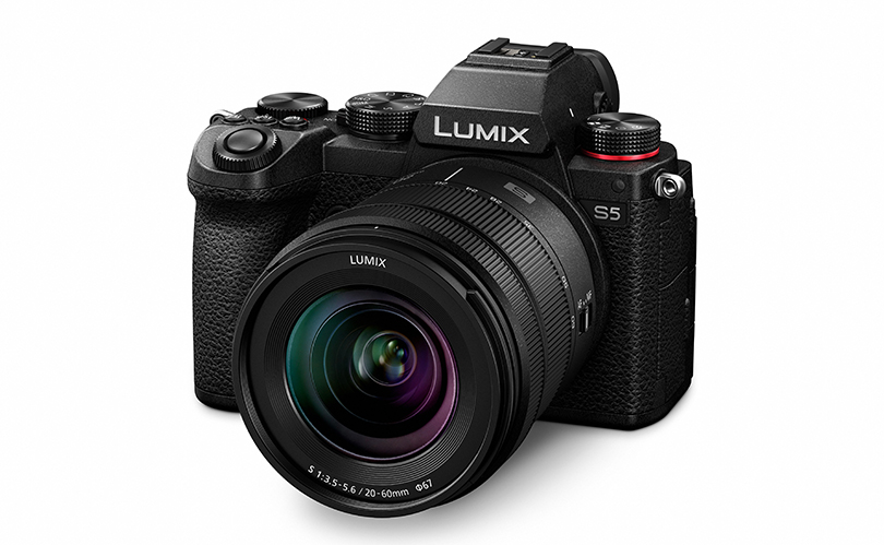 De LUMIX S5, een nieuwe hybride full-frame spiegelloze systeemcamera