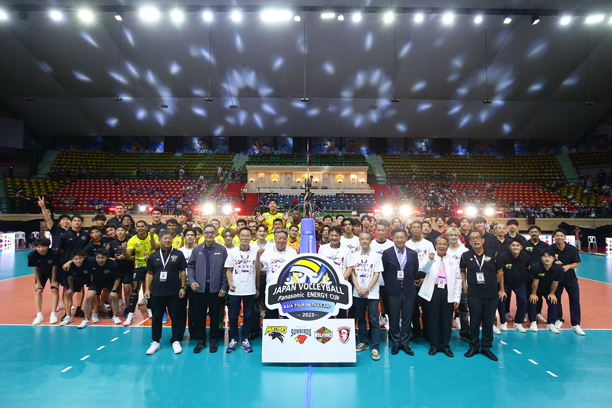 ทีมผู้บริหารพานาโซนิคร่วมส่งพลังเชียร์ใน<br> “เจแปน วอลเล่ย์บอล เอเชีย ทัวร์ อิน ไทยแลนด์ 2023 - พานาโซนิค เอเนอจี คัพ”