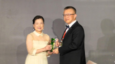 經濟部王部長頒發Panasonic綠色系統夥伴獎