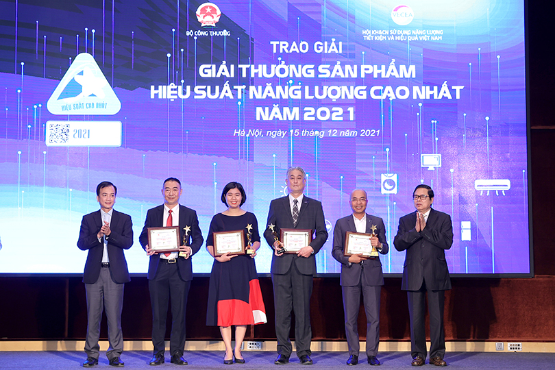 Panasonic honored for its contributions to Sustainable Development of Vietnam