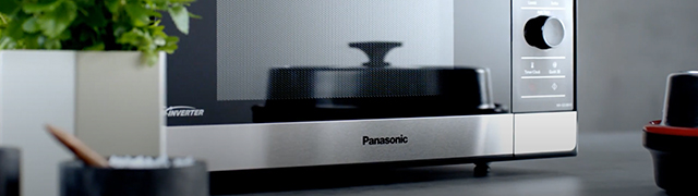 Kombi-Mikrowelle mit Grill und Dampfgarbehälter NN-GD38