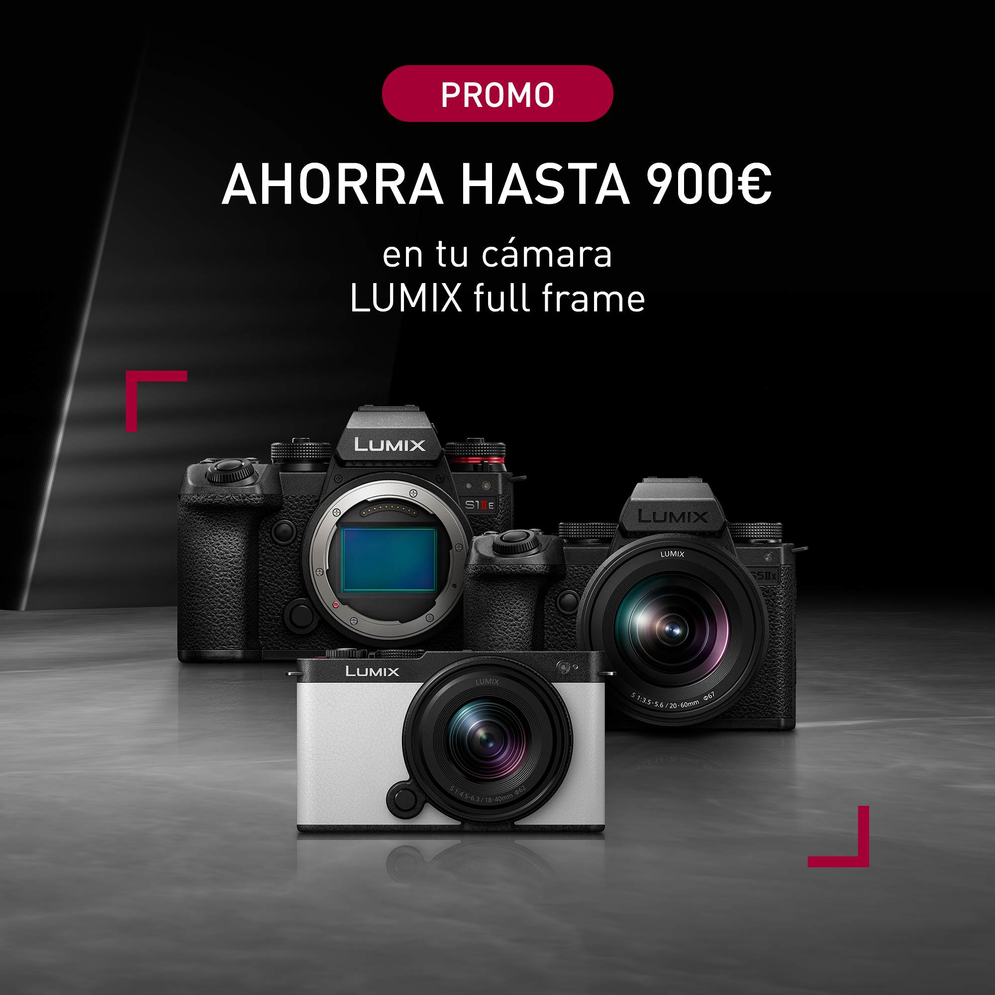 Esta imagen promociona cámaras LUMIX full frame. Se ven tres modelos, con un fondo oscuro y un texto que anuncia ahorros de hasta 900€.