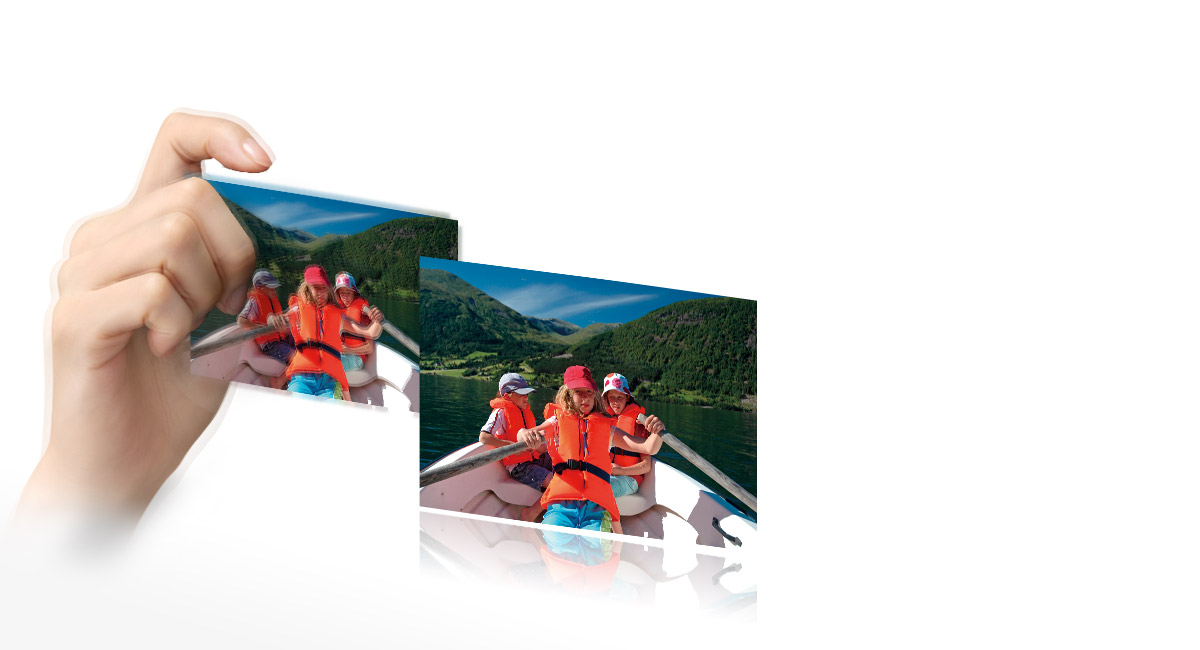 MEGA O.I.S.(Optical Image Stabiliser)