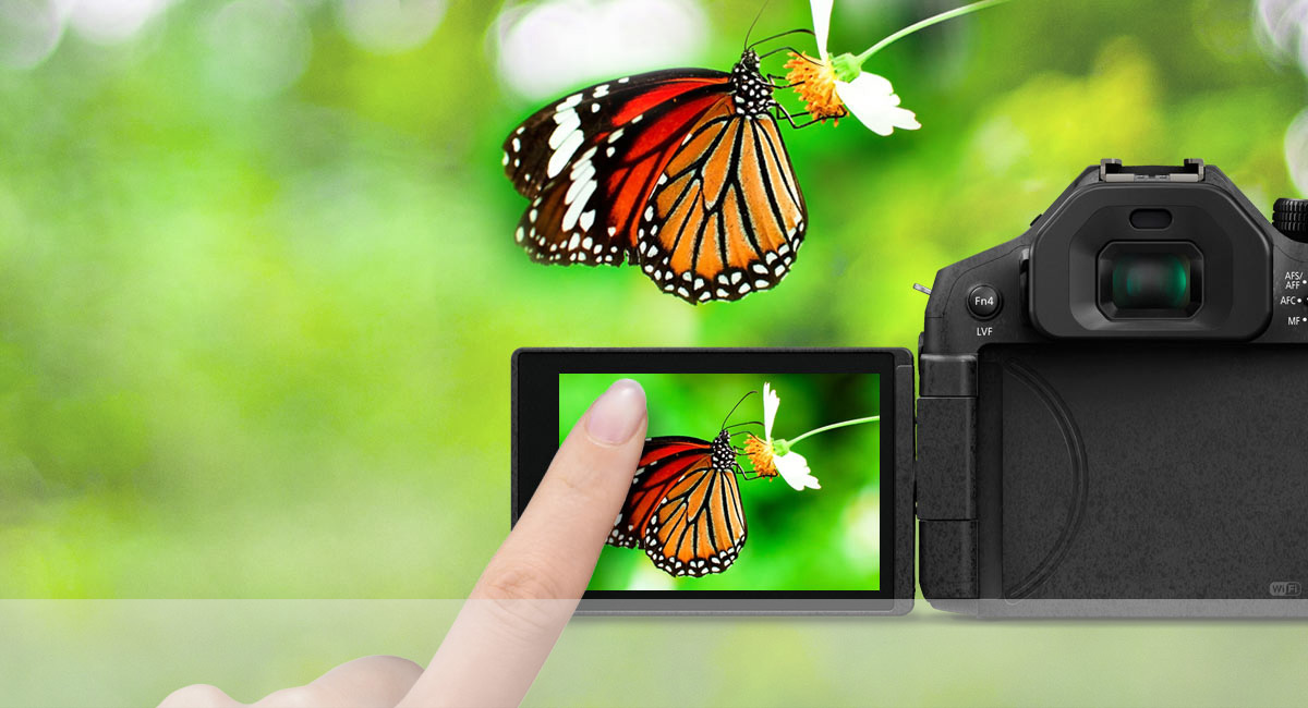 3,0-tums vridbar skärm med touch-funktion.
