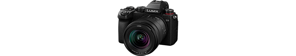 Lumix S5 with Lens Kit 20-60