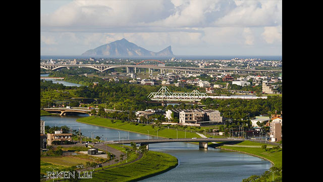 影音圖片集 - LUMIX 數位相機 DC-FZ10002