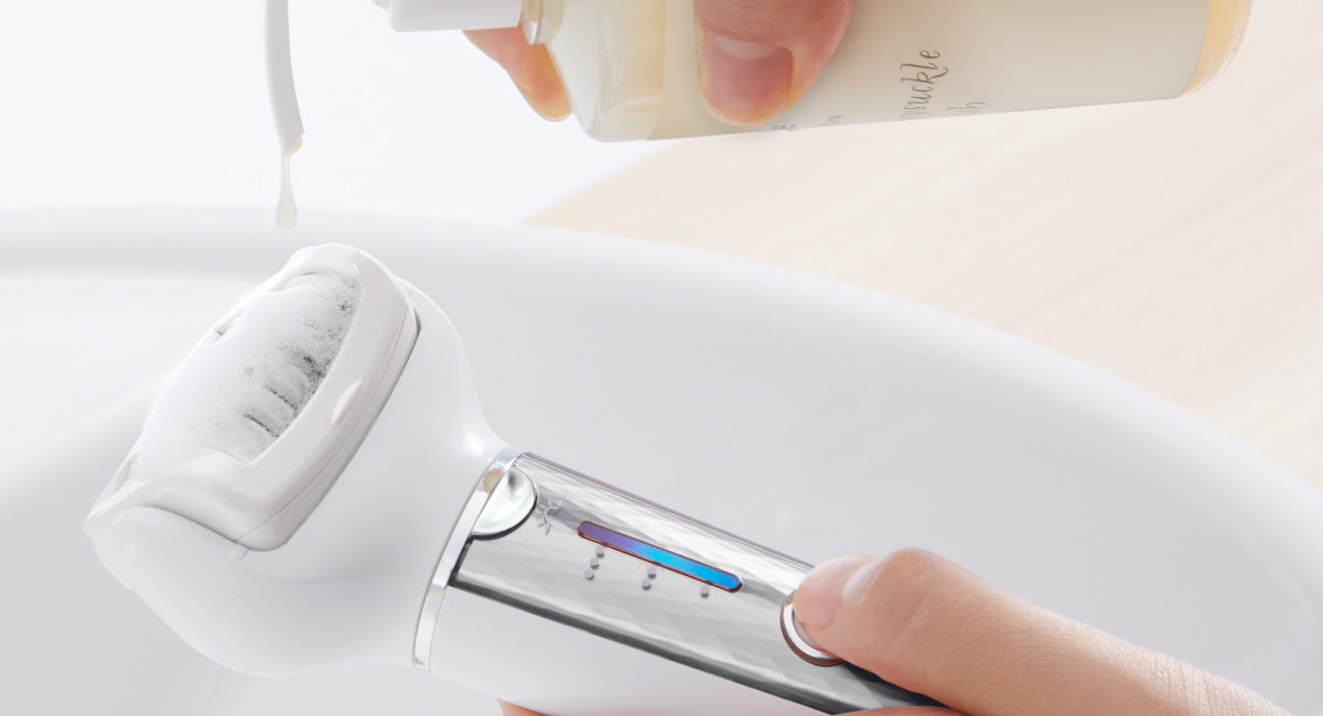 Делікатна епіляція у ванній і душі