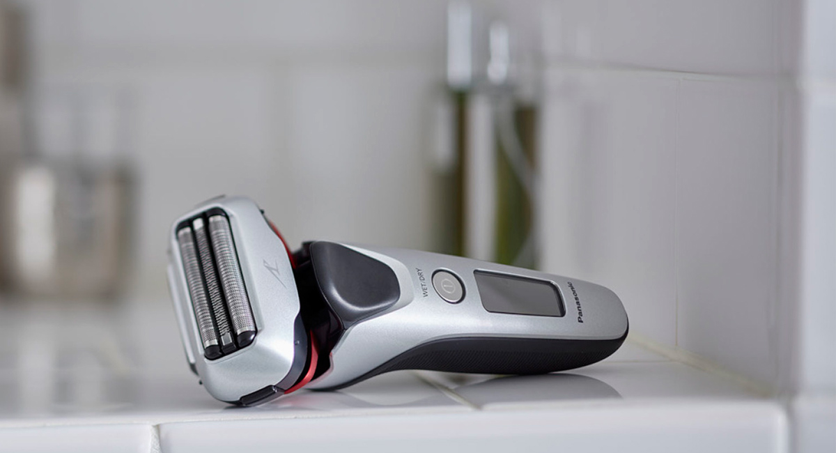 ES-LT dry/wet Premium shaver  