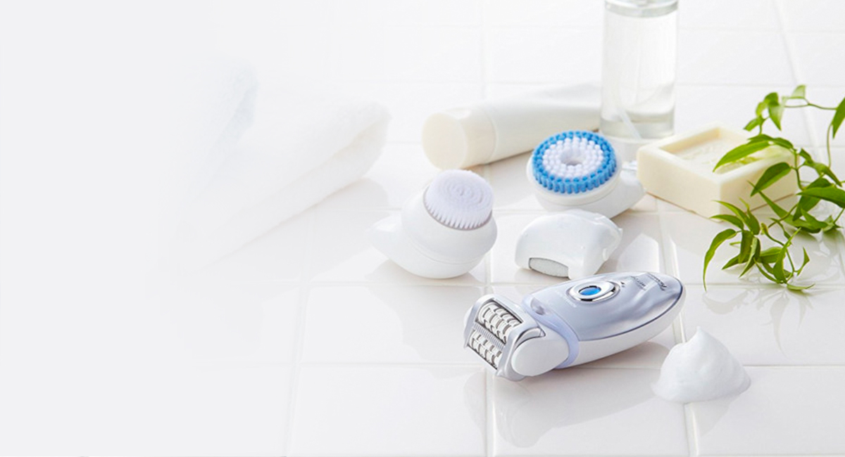 Panasonic ES-ED96  8 in 1 Wet and Dry Epilator
