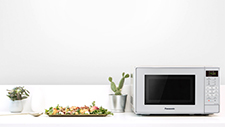 How Does a Microwave Grill Work & How Do I Use It?