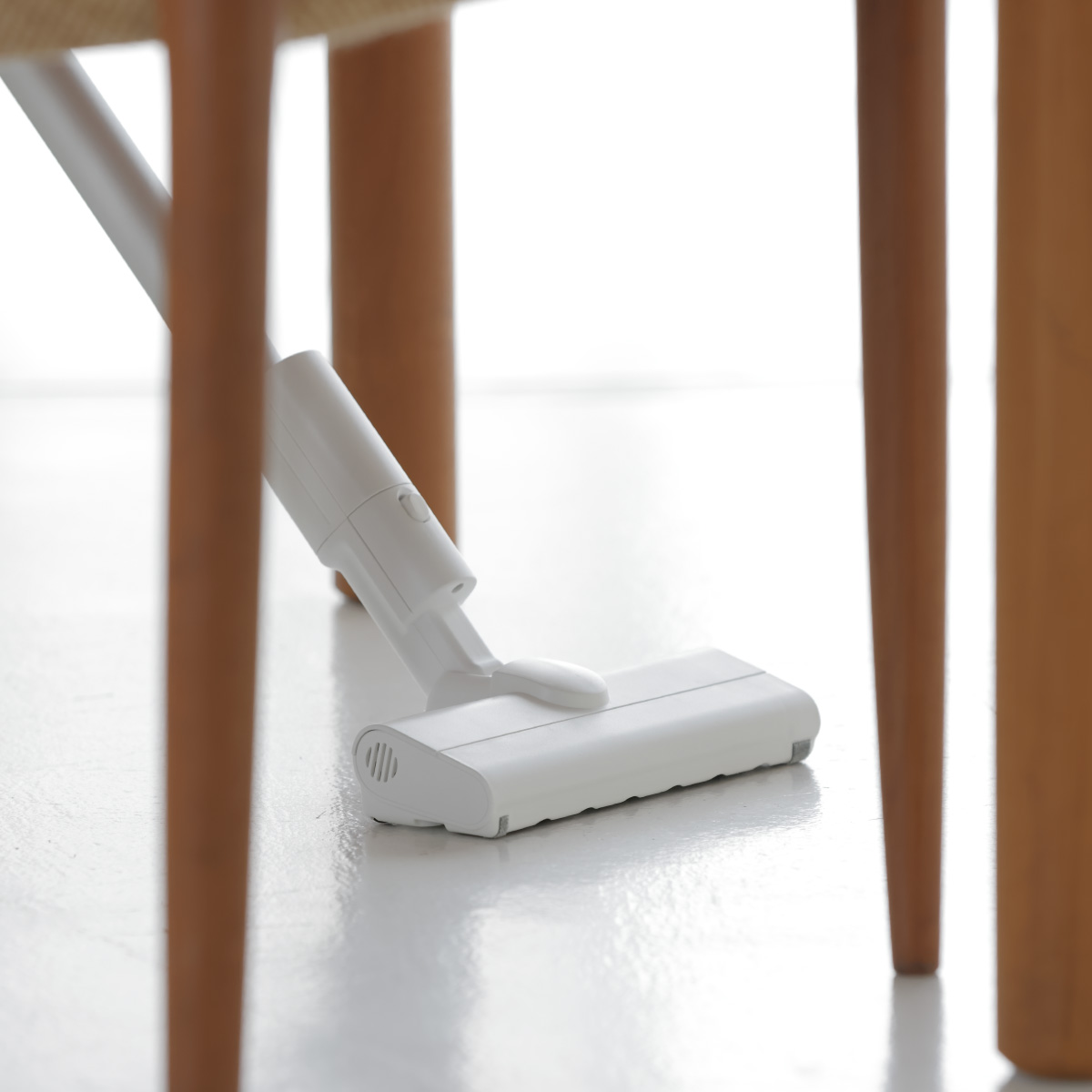 MC-SB33J Đầu hút có thể di chuyển linh hoạt theo mọi hướng